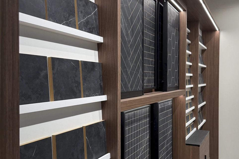 Ceramoteca modular de la serie Boutique de INSCA en Coverings 2026
