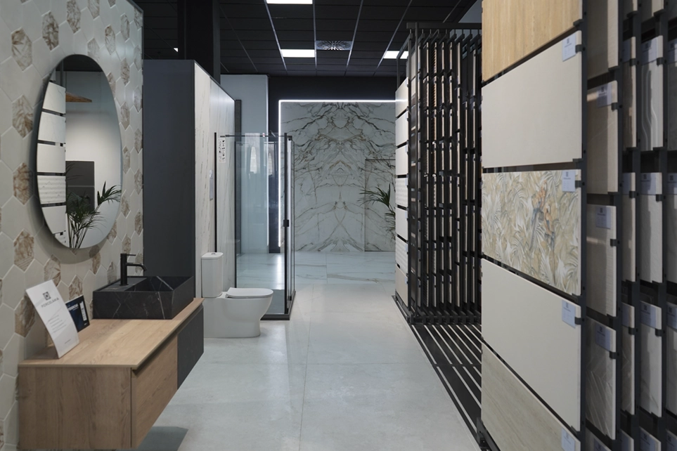 INSCA's tile display boards in Pocerlania's showroom (Alicante)