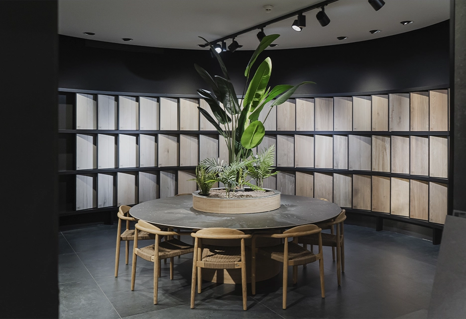estantería curva para exponer 84 muestras de 600x400 mm | INSCA
