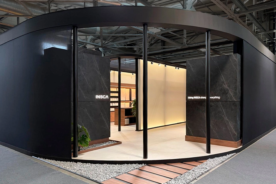 5 trends for displaying tiles in a ceramic showroom