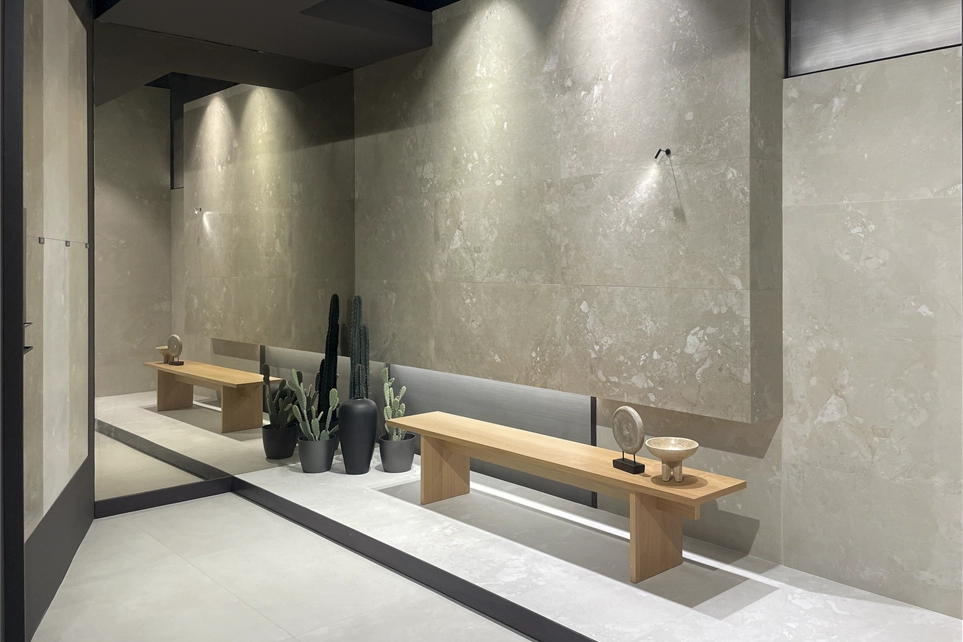 Stand personalizado para fabricante de cerámica en Cersaie 2026